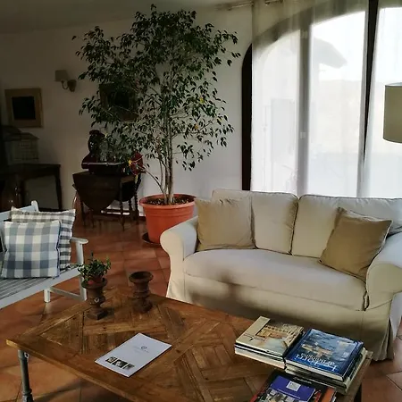 Locanda Castel De Britti منزل ريفي